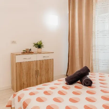 Central Downtown Unirii Apartment Bucharest Exterior photo